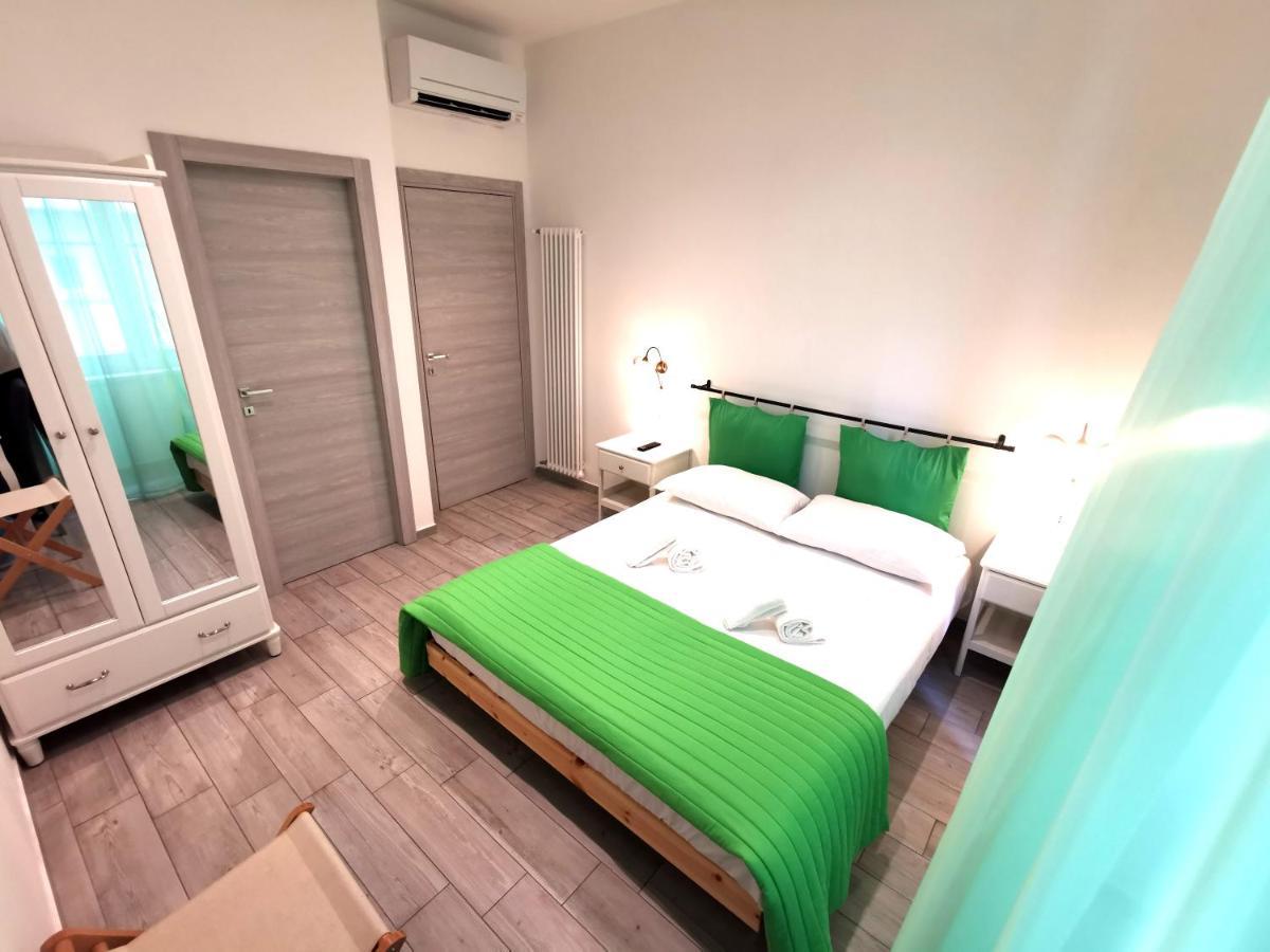Rossetti Rooms Trieste Esterno foto