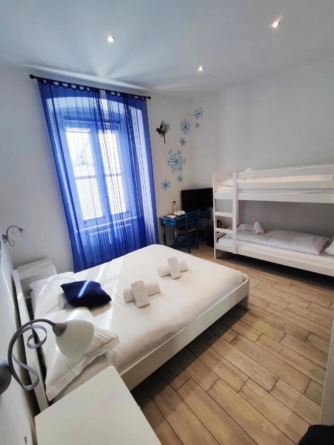 Rossetti Rooms Trieste Esterno foto